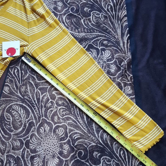 🆕️Long sleeve top - Picture 6 of 6